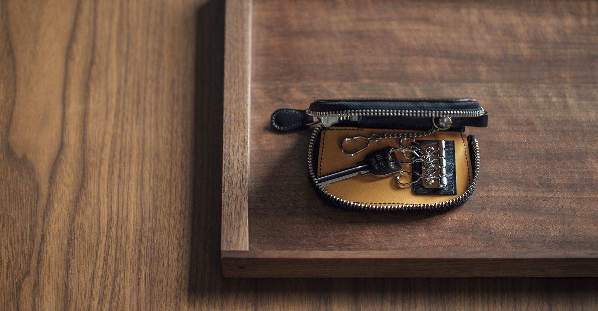 �L�[�P�[�X�E�L�[�z���_�[