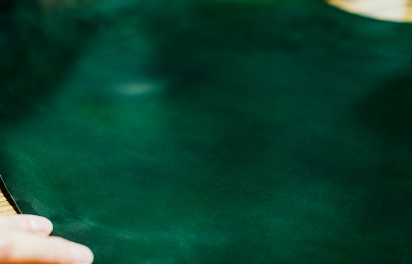 自然な風合いのコードバン