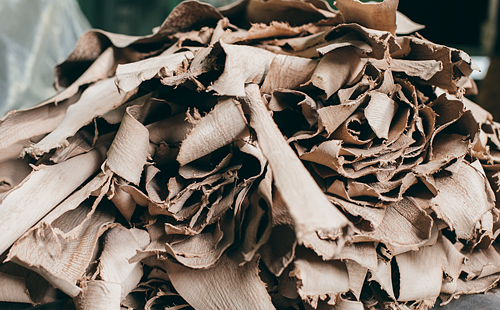 美しいシボが織りなすKESEMA